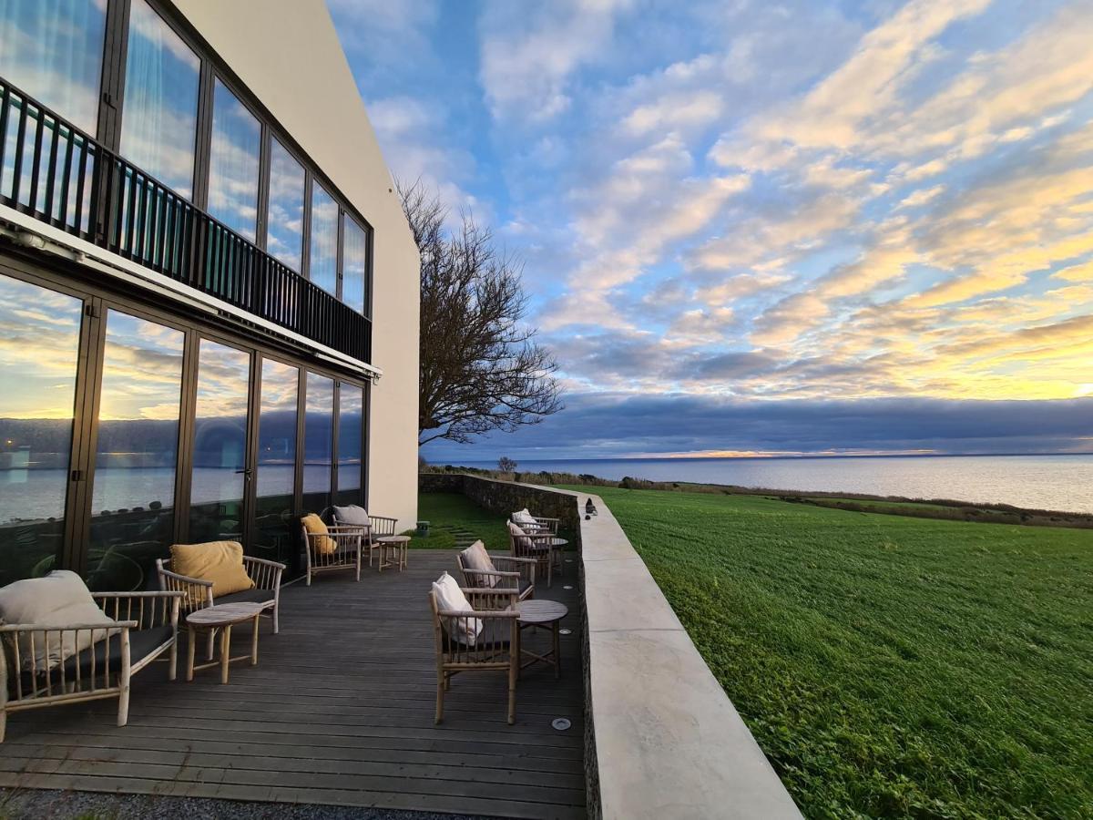Sensi Azores Nature And Spa Ginetes Екстериор снимка View of the Dead Sea from the Dead Sea Spa Resort