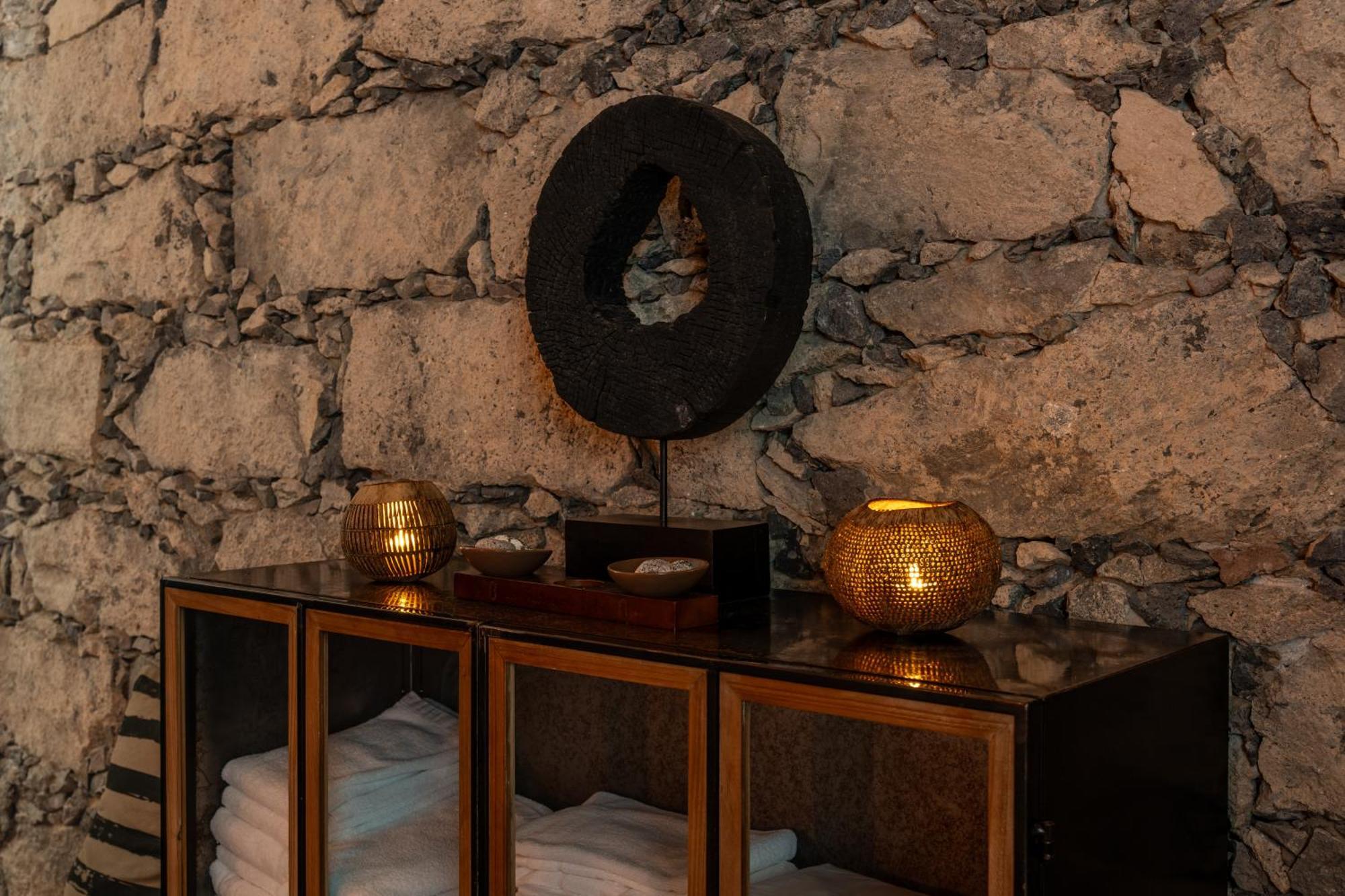 Sensi Azores Nature And Spa Ginetes Екстериор снимка A detail of the interior of the house
